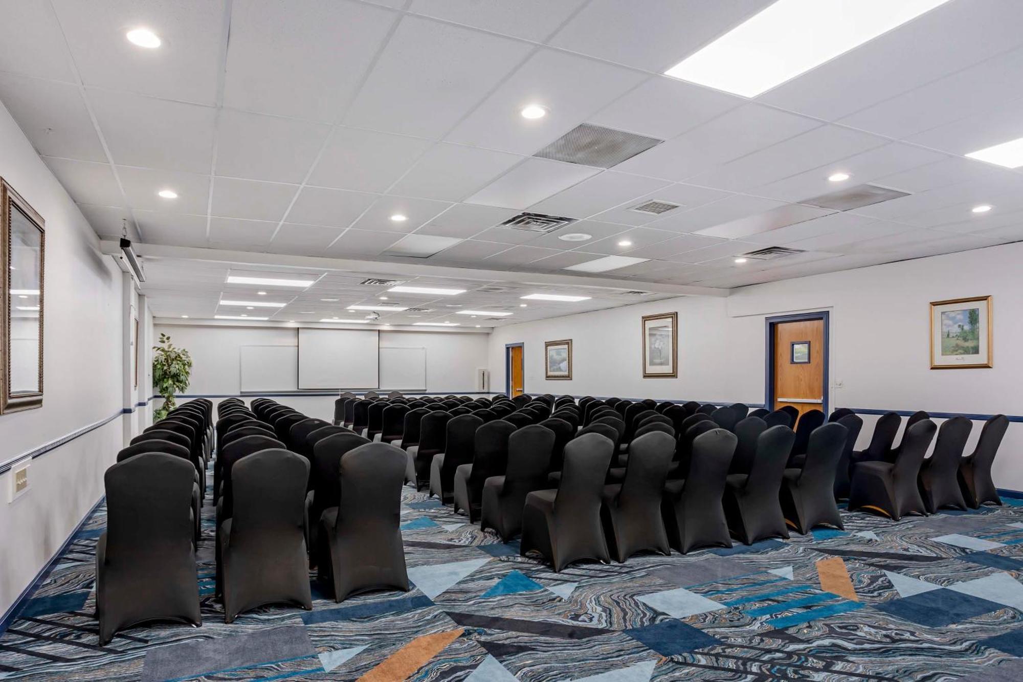 Best Western Rutgers University Hotel Ист-Брунсвик Экстерьер фото